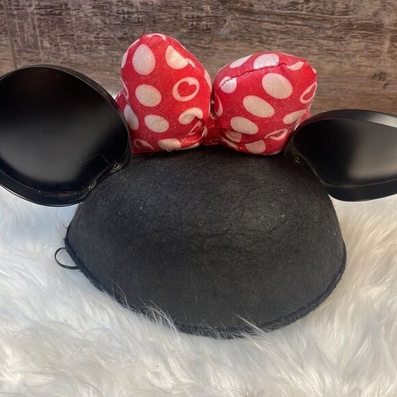 Disney Parks Minnie Mouse Hat, Adult size - Picture 3 of 5